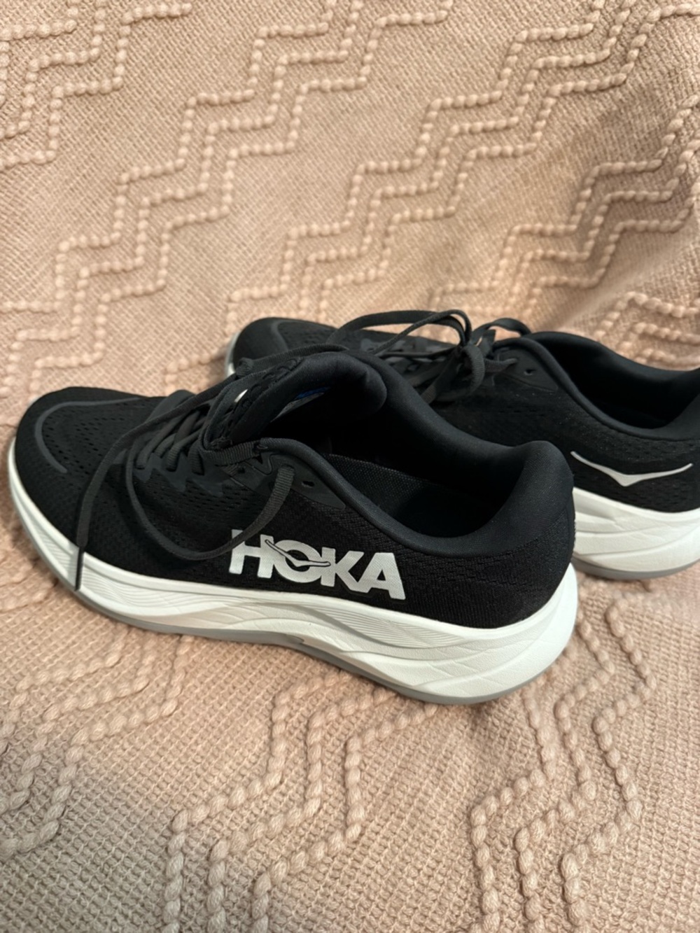 NWOT Hoka Rincon 4 Black and White Running Shoe
